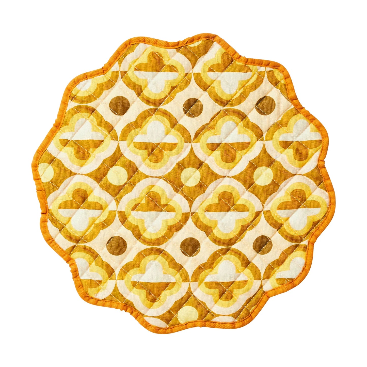 Bonnie and Neil Scallop Linen Placemat (set of 4)
