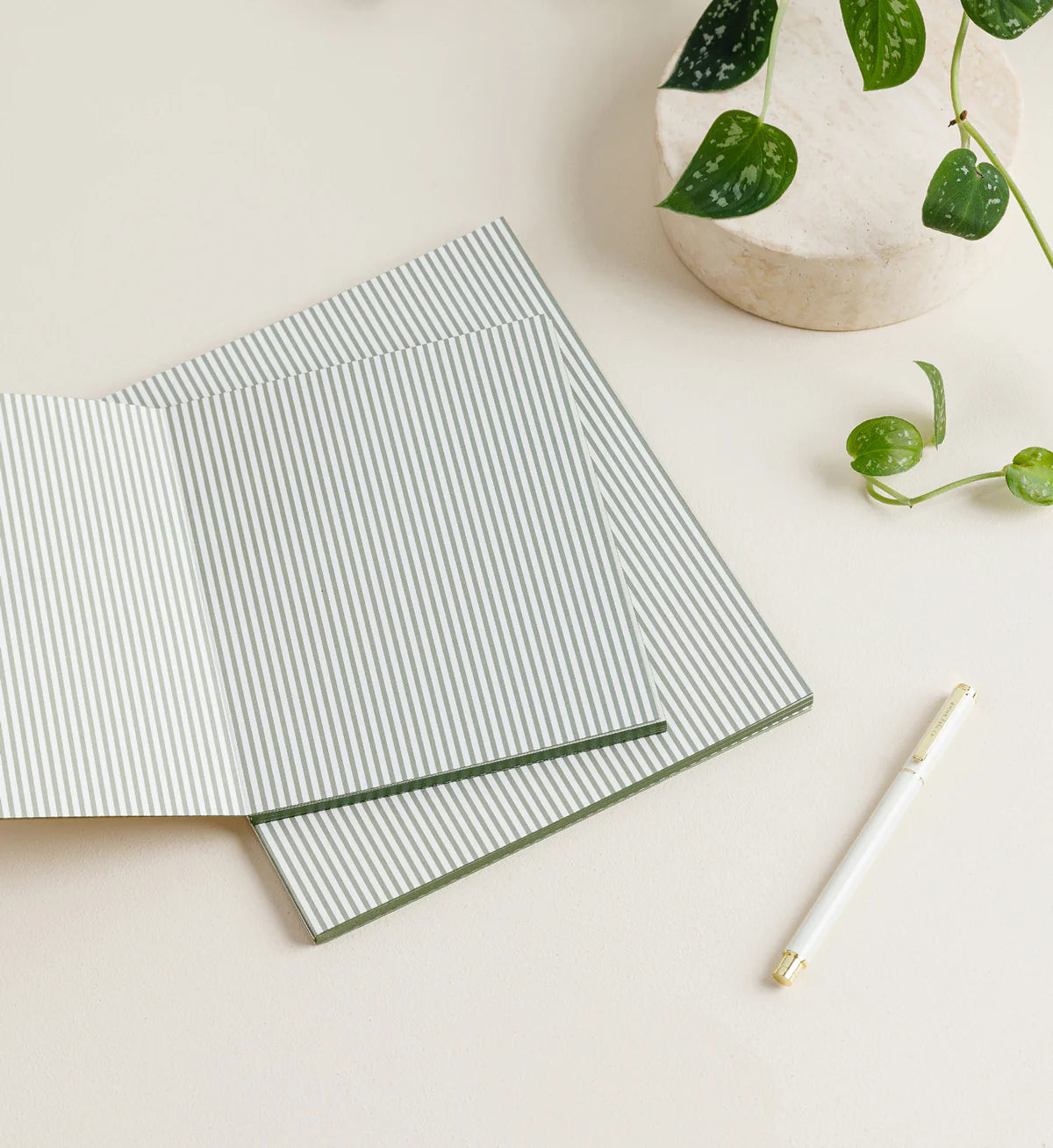 Emma Kate Co - Spring Leaves | Signature Notebook