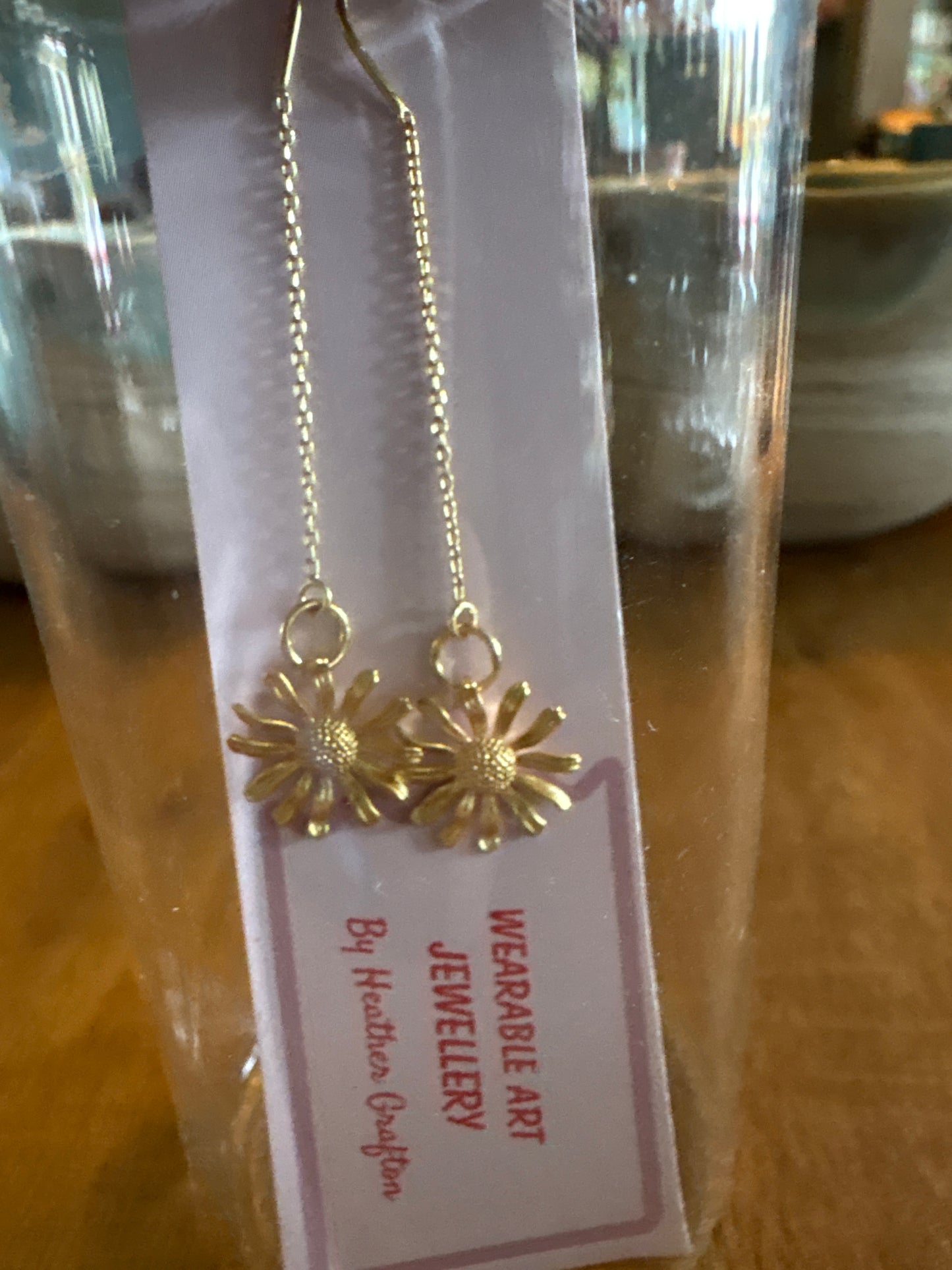 Daisy Thread Earrings (gold)