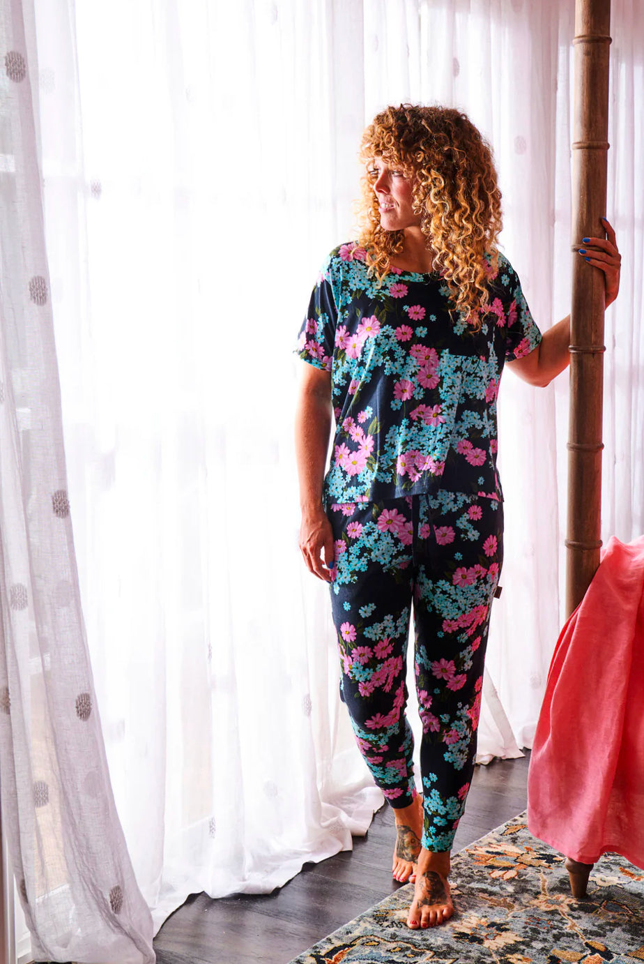 PERIWINKLE ORGANIC COTTON SHORT SLEEVE T-SHIRT & SLOUCH PANT PYJAMA SET