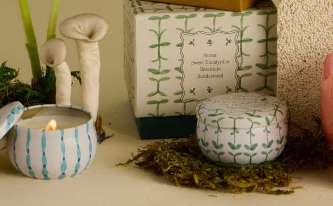 Tulip 2oz Tin Candle - Wisteria and Willow