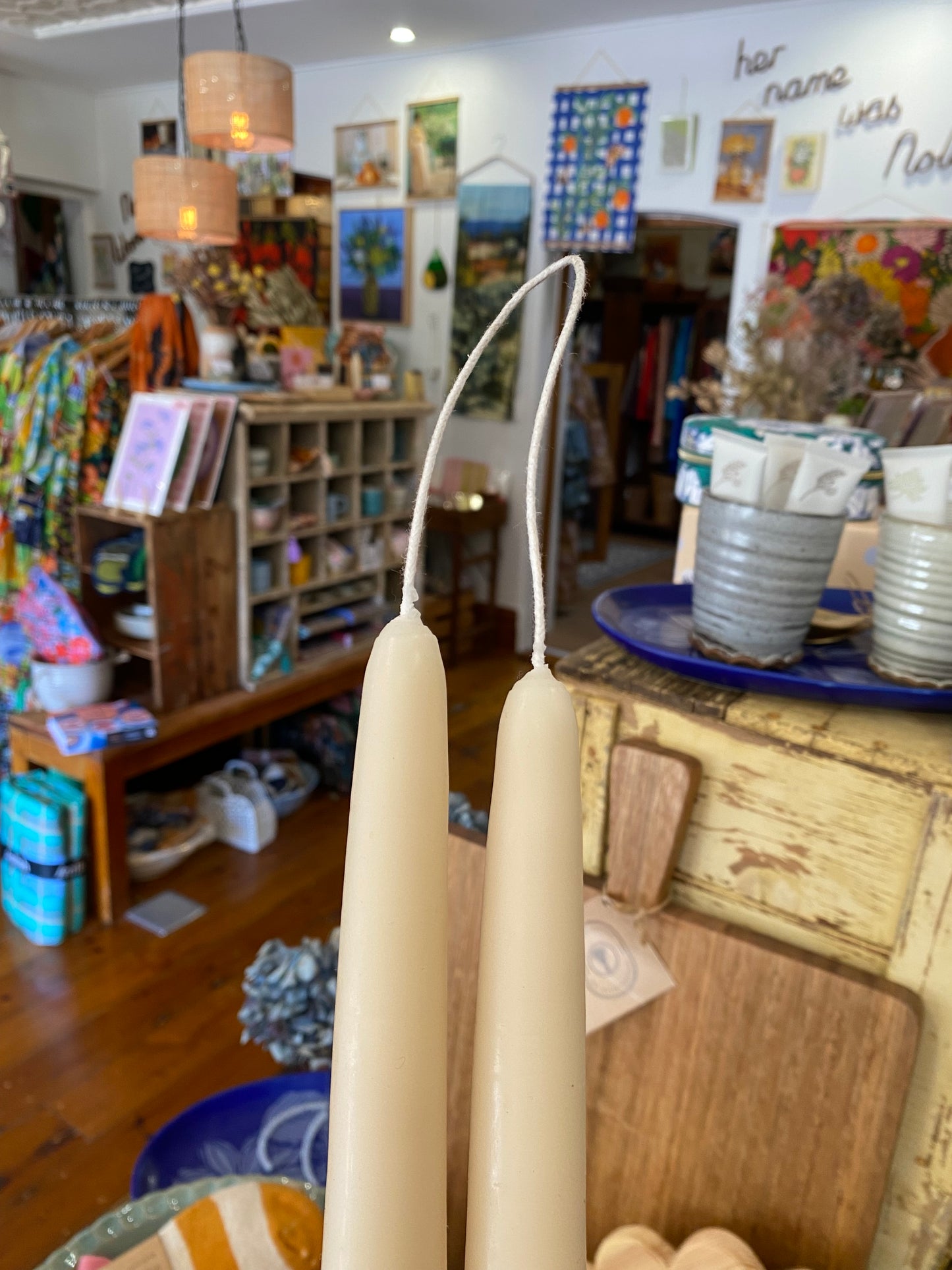 Queen B 45cm Dipped Beeswax Dinner Candles