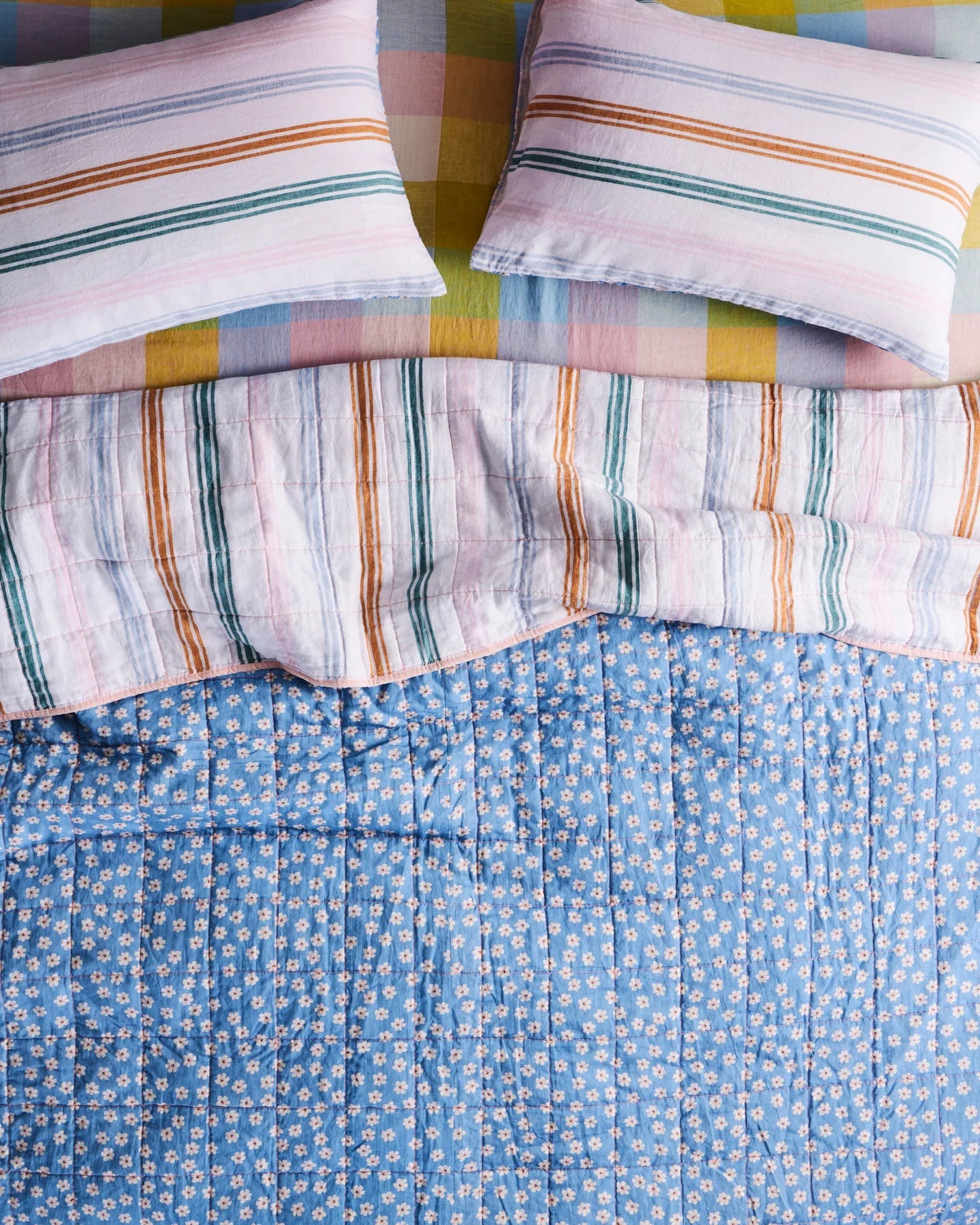Lazy Sunday Linen Bedspread