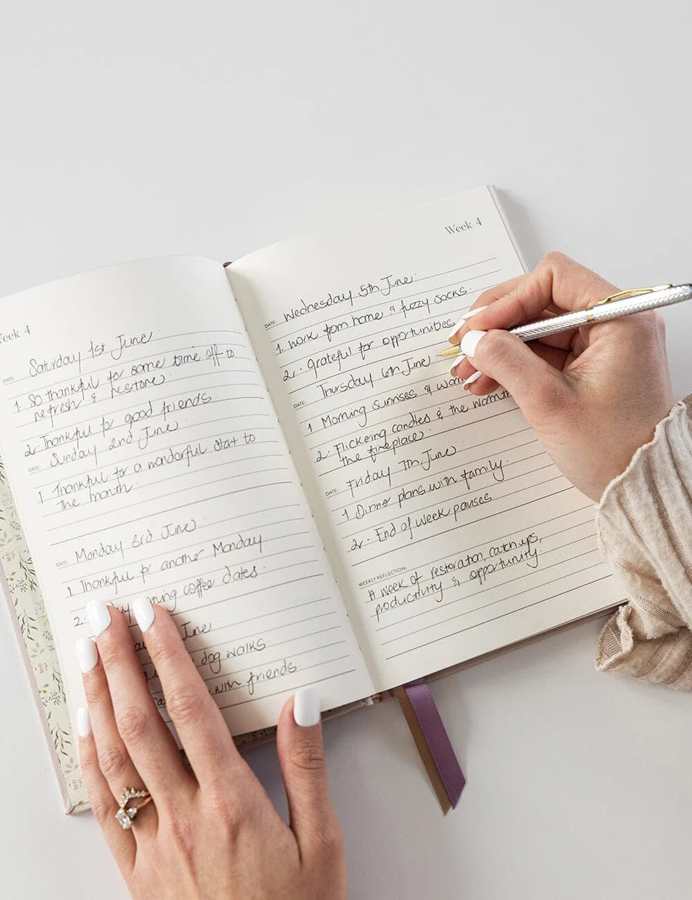 Bespoke Press Daily Gratitude Journal - Floral Bouquet
