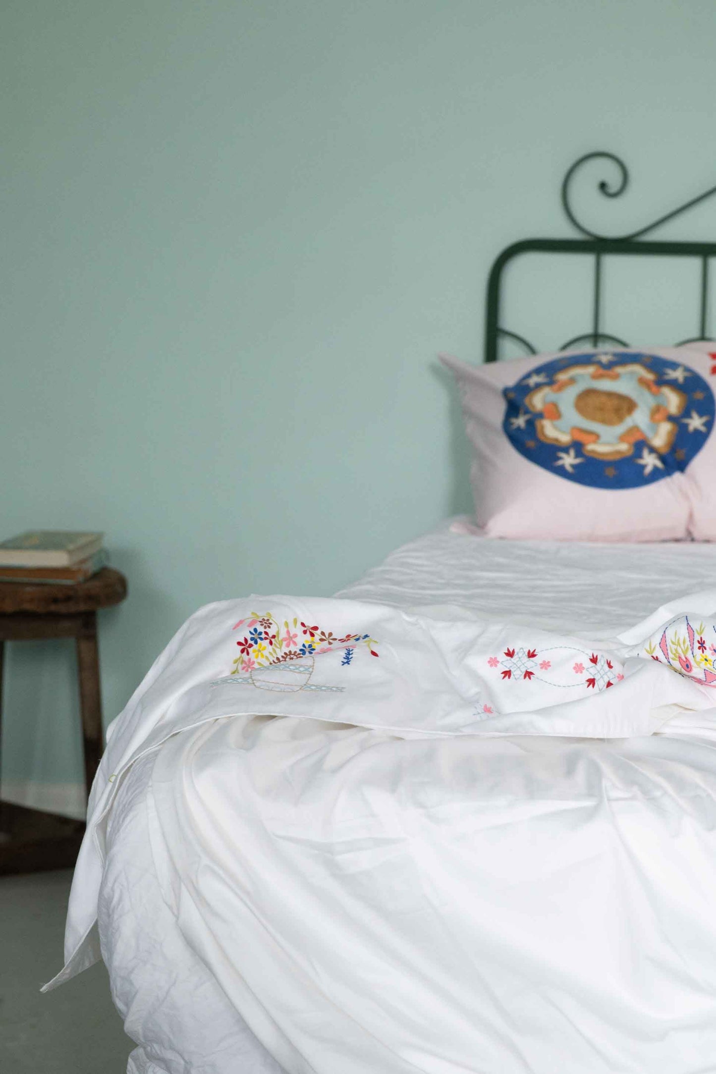 Homespun Embroidered Top Sheet