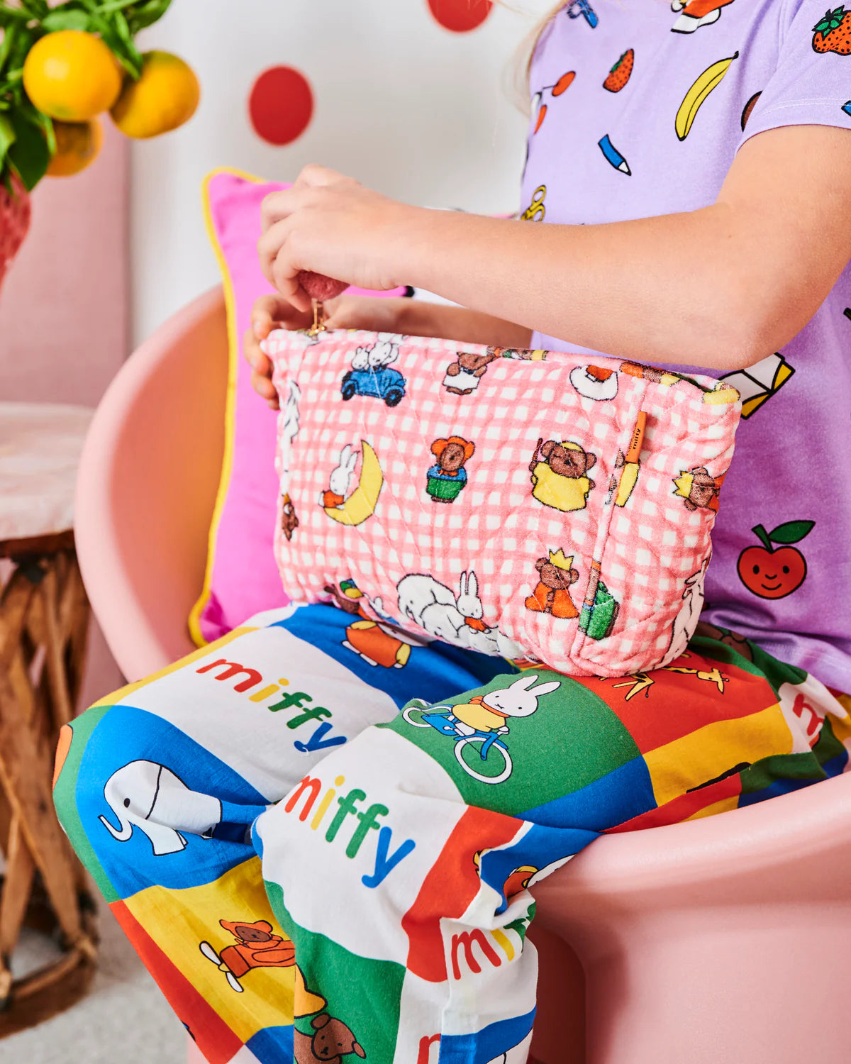 KIP&CO X MIFFY MIFFY AND MATES VELVET TOILETRY BAG