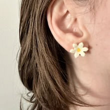 Paper Boat Press Daisy Studs