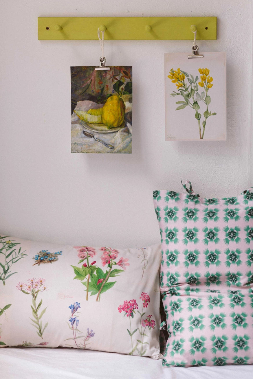 Mary VW Pillowcase Set