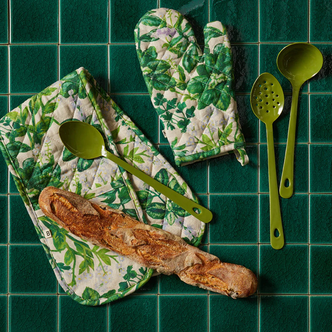 Bonnie and Neil Enamel Kitchen Set