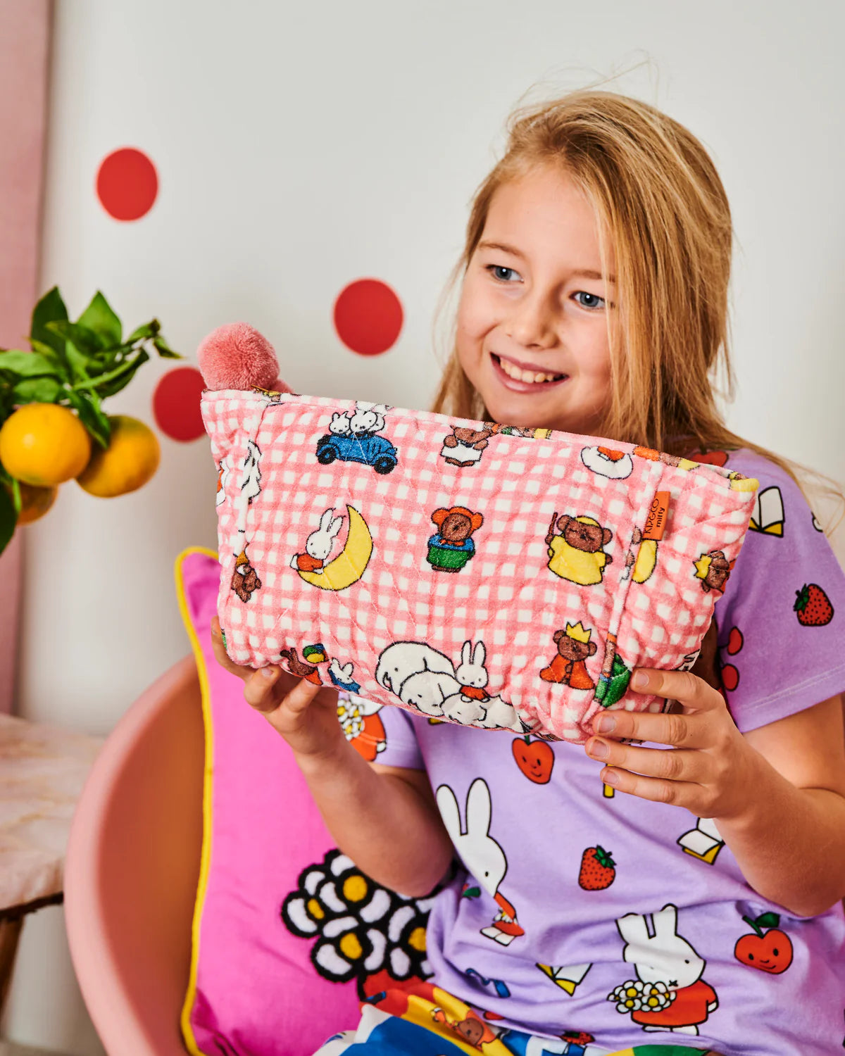 KIP&CO X MIFFY MIFFY AND MATES VELVET TOILETRY BAG