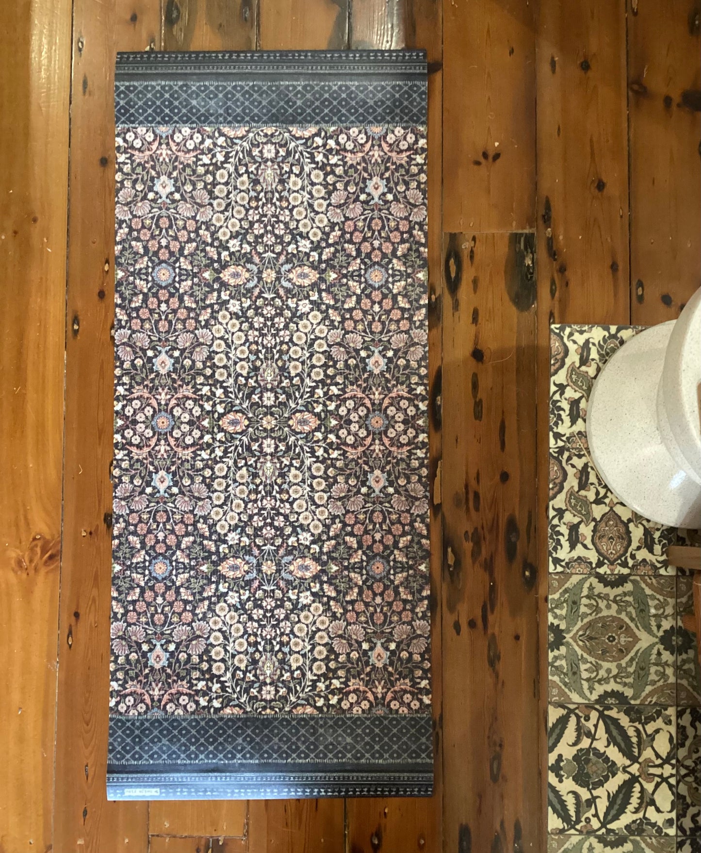 Beija Flor - Bohemian Spring Garden Vinyl Runner (50cm x 120cm)