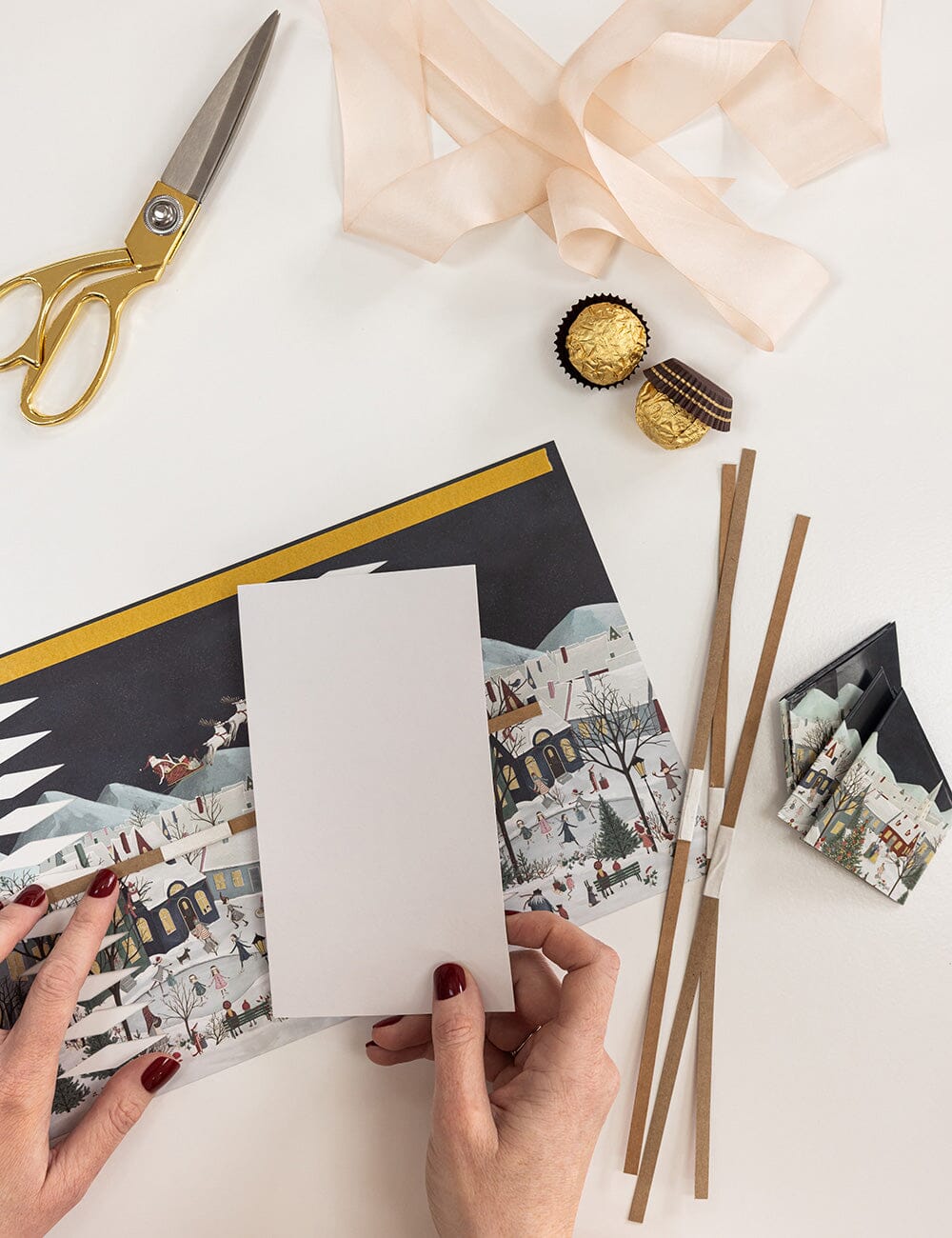 Bespoke Christmas Cracker Set - The Christmas Village