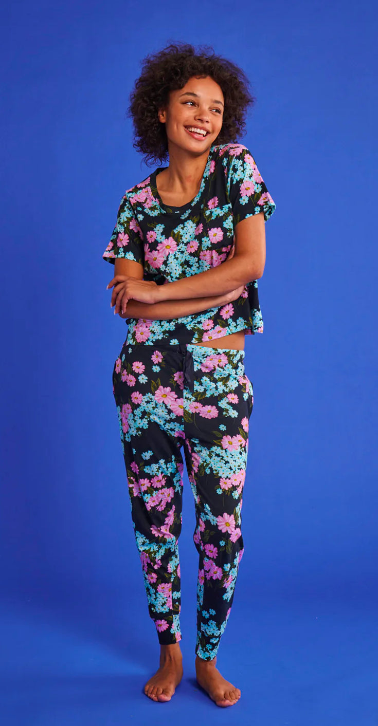 PERIWINKLE ORGANIC COTTON SHORT SLEEVE T-SHIRT & SLOUCH PANT PYJAMA SET