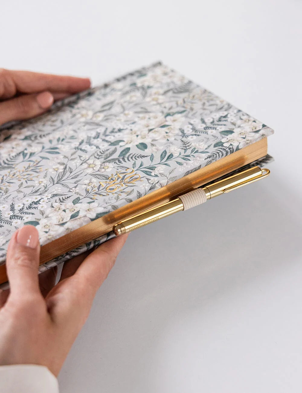 Bespoke Desktop 2026 Planner - Ivory Garden