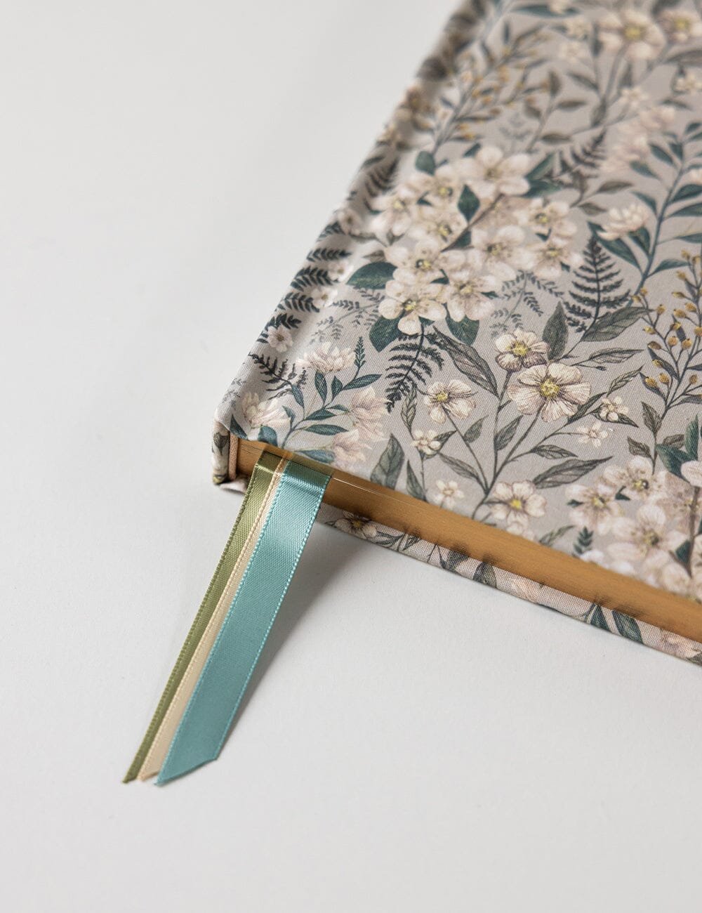 Bespoke Desktop 2026 Planner - Ivory Garden