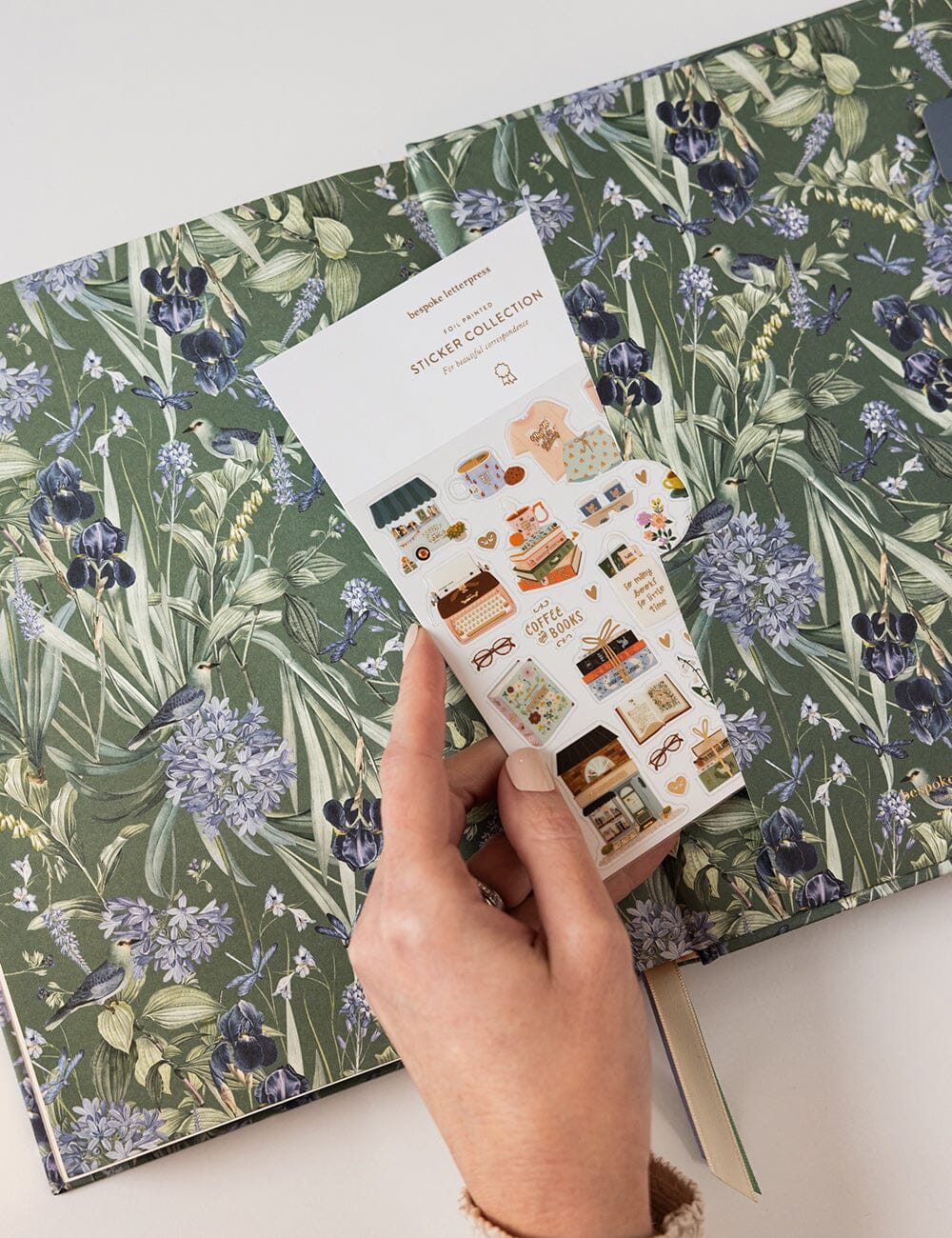 Bespoke Large Day to a Page 2026 Planner - Indigo Haven