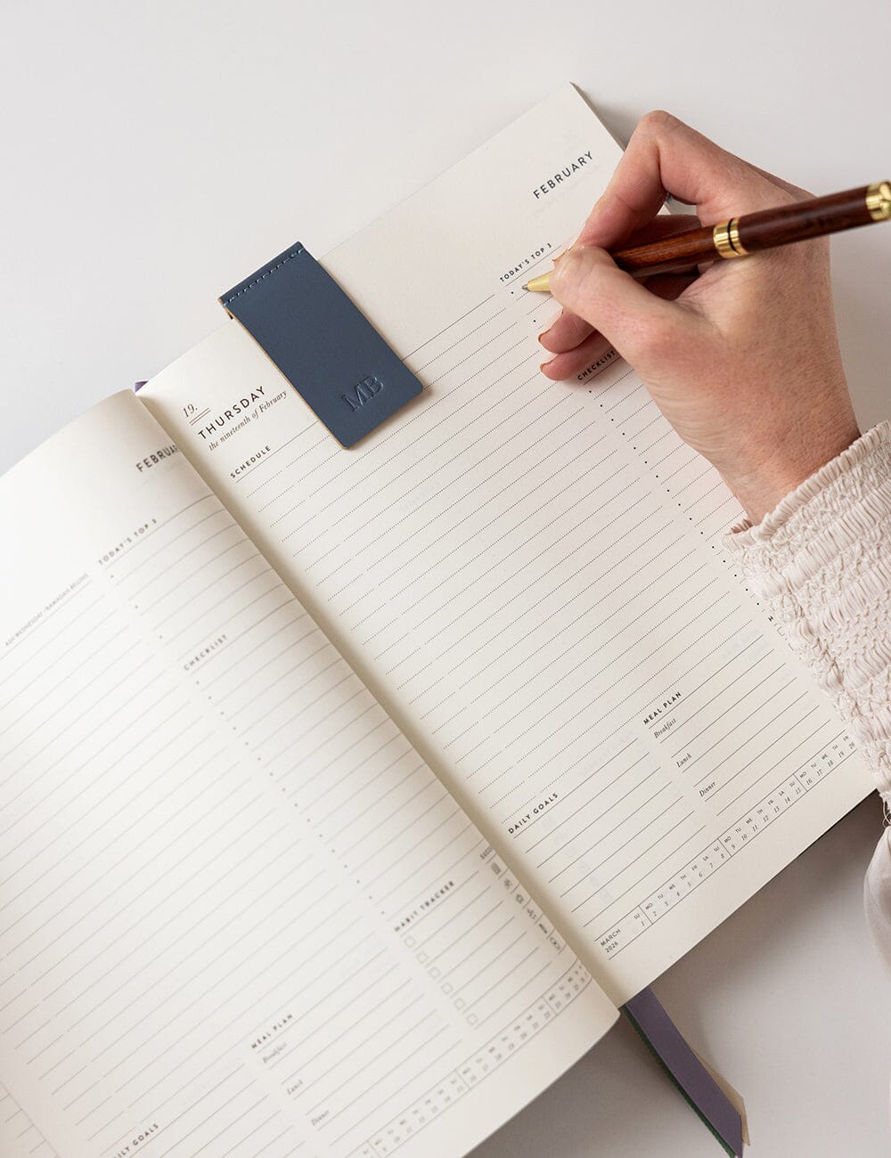 Bespoke Large Day to a Page 2026 Planner - Indigo Haven