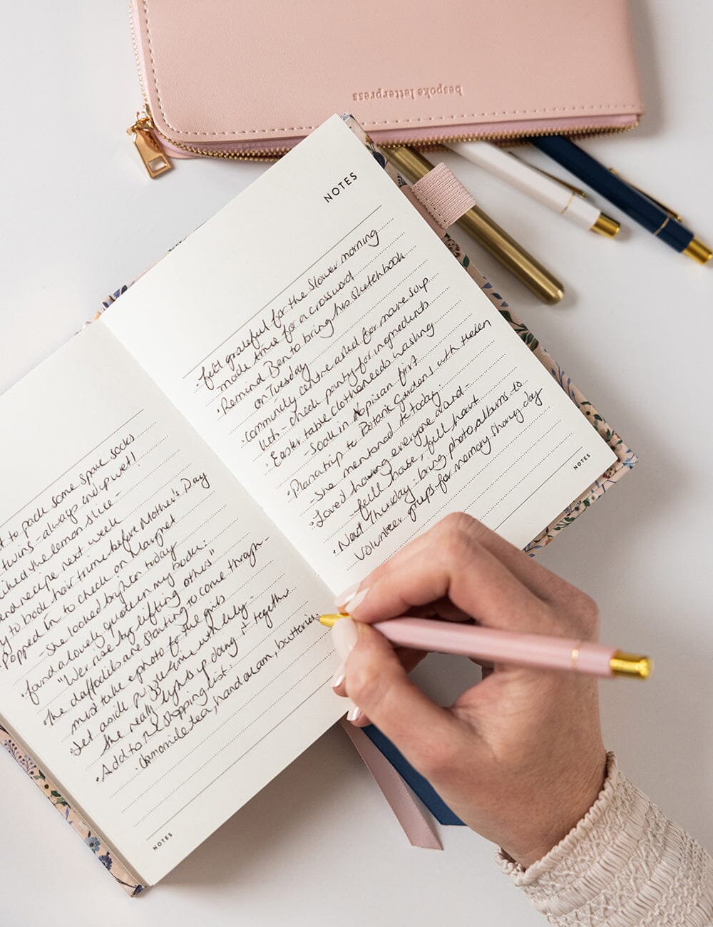 Bespoke Day to a Page 2026 Planner - Bluebuds