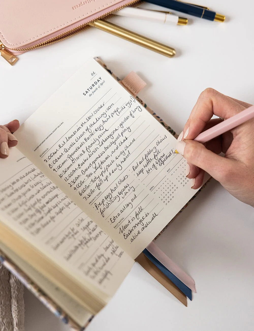 Bespoke Day to a Page 2026 Planner - Bluebuds