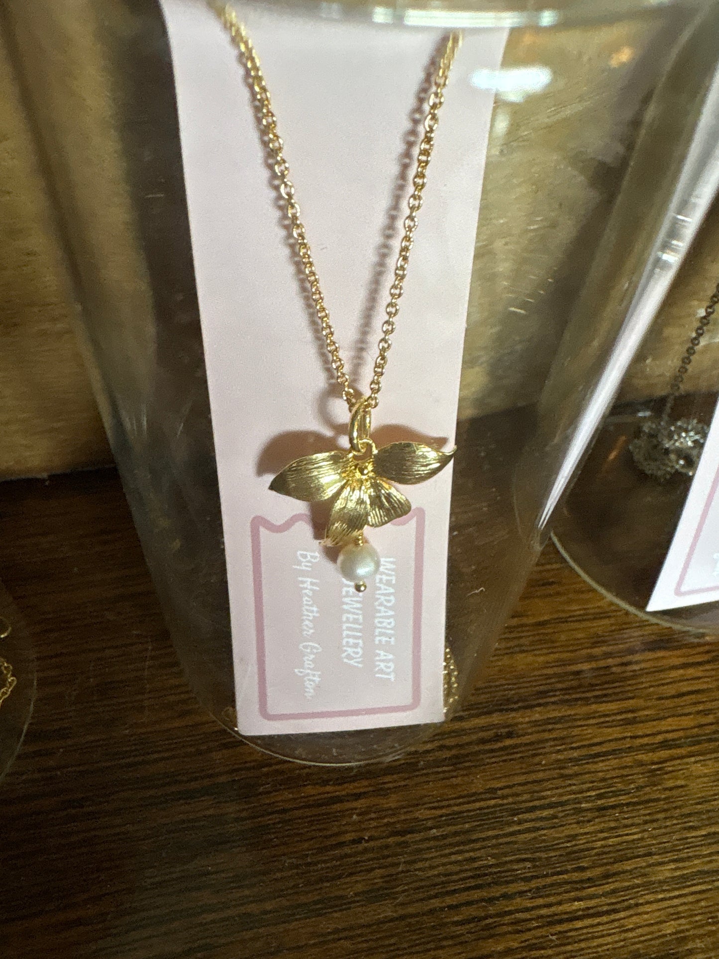 Orchid Necklace (gold)