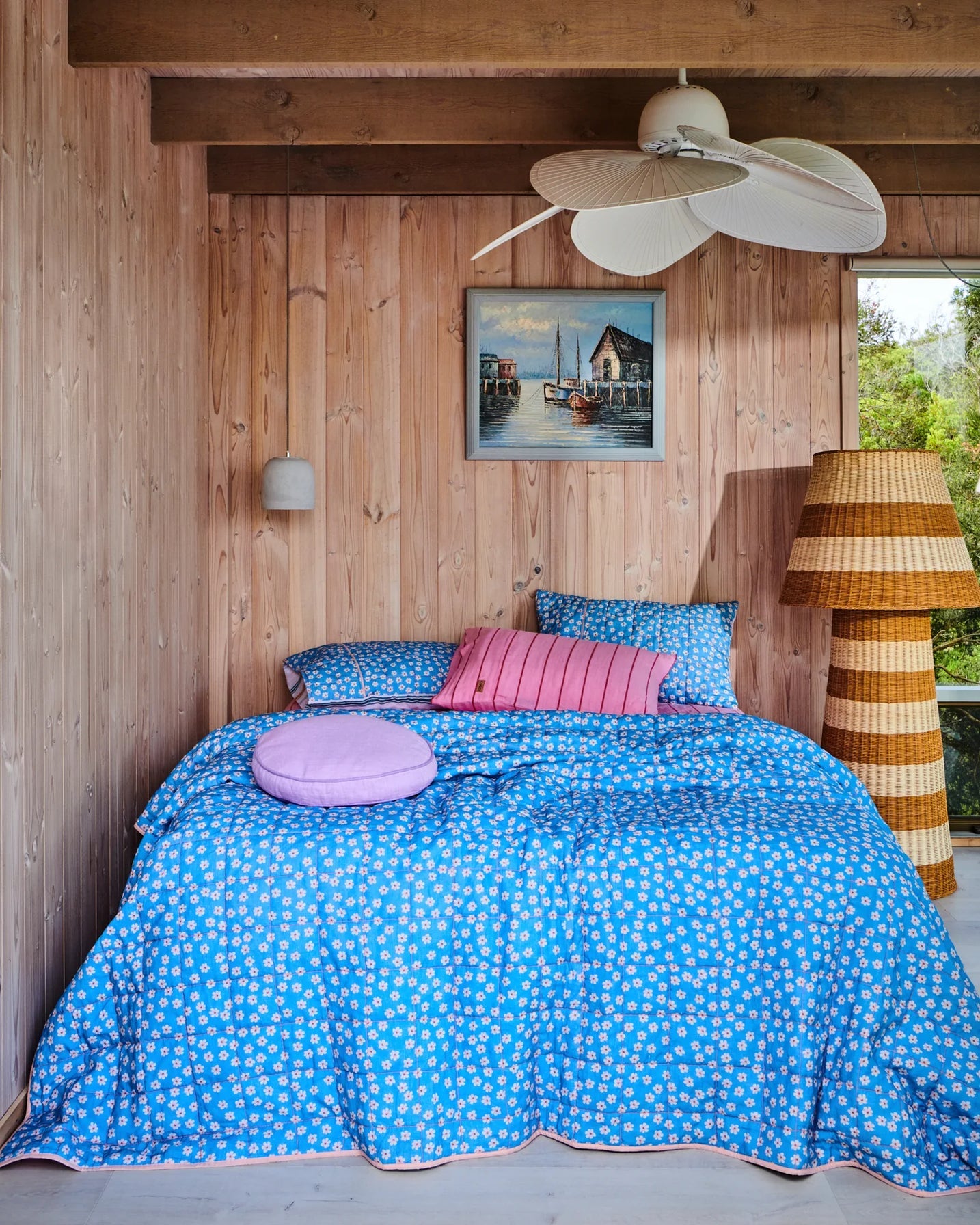Lazy Sunday Linen Bedspread