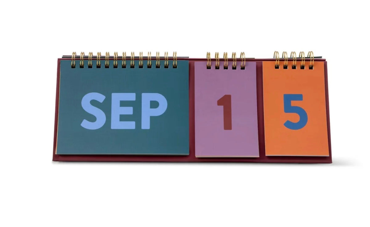 Desk calendar