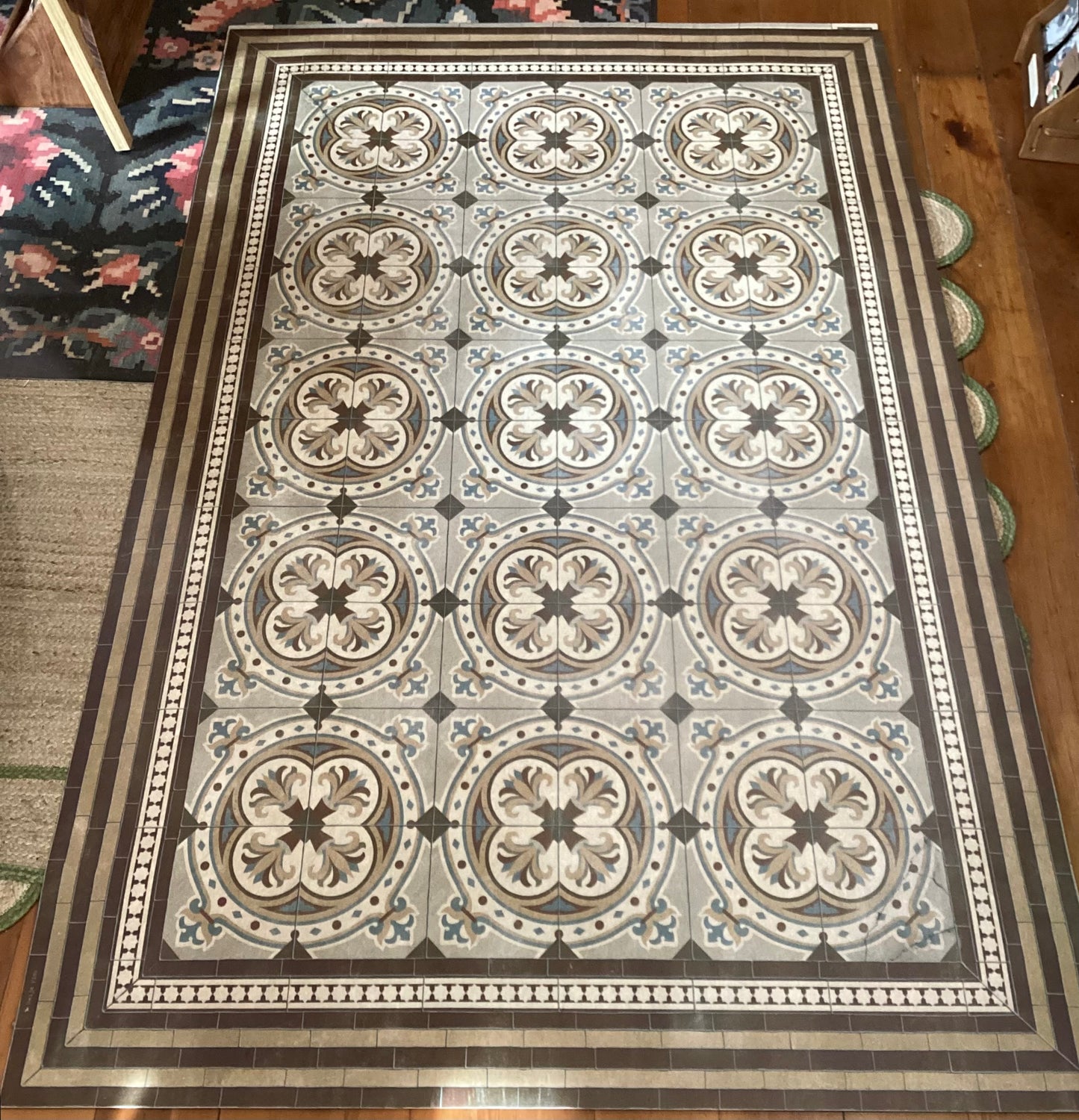 Beija Flor - Rome Vinyl Rug (220cm x 140cm)