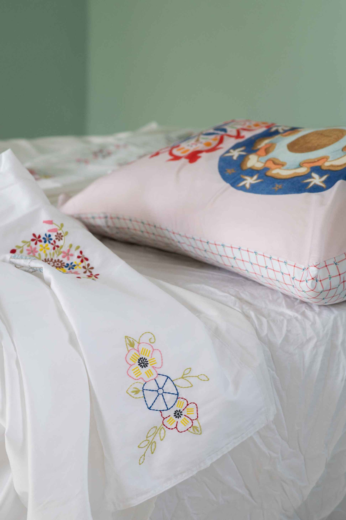 Homespun Embroidered Top Sheet