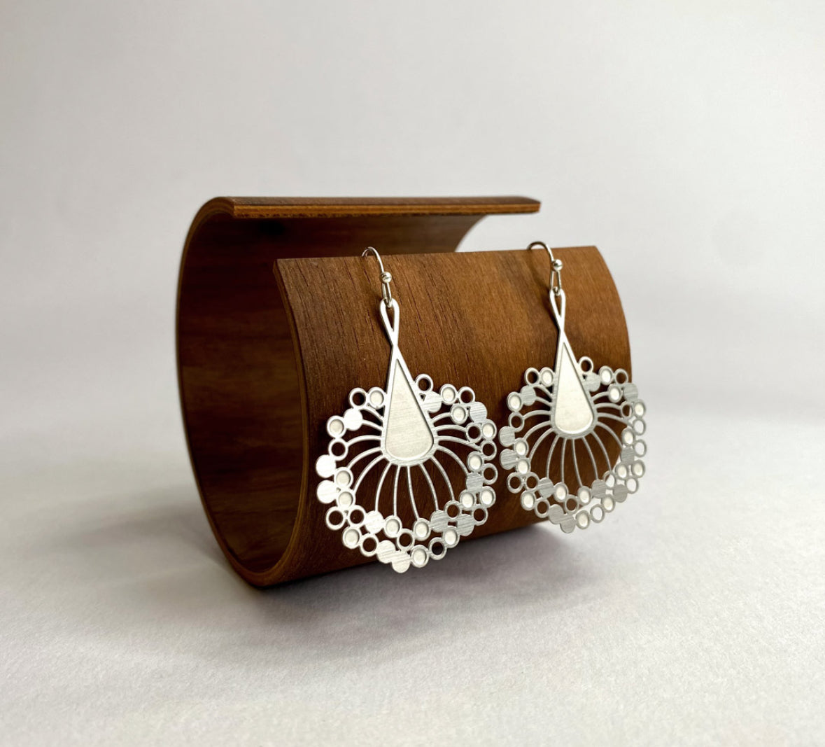 Go Do Good Earrings - Gum Blossom