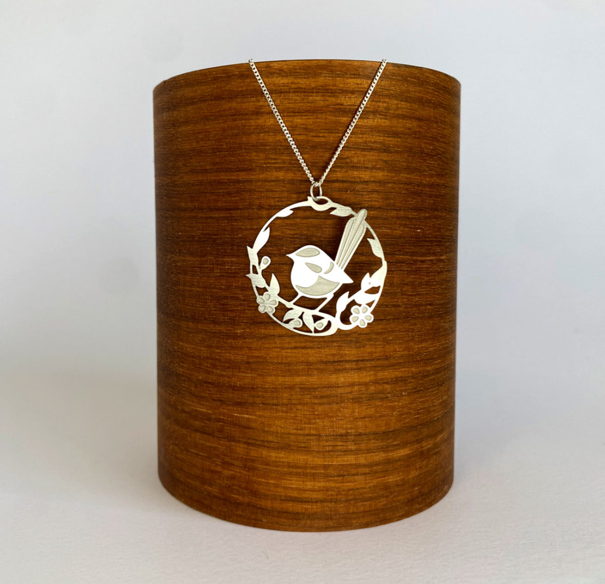 Go Do Good Necklace - Fairy Wren