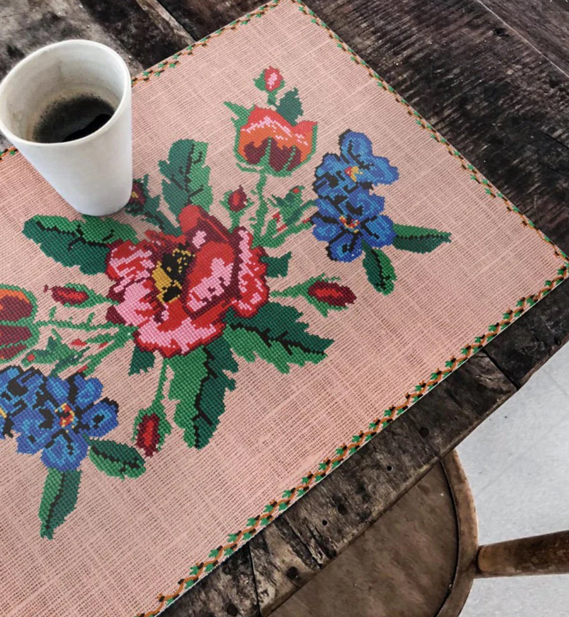 BEIJA FLOR - GOBELIN POWDER VINYL PLACEMAT