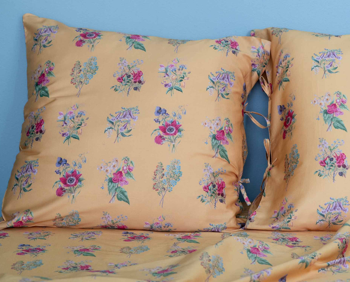 Lazybones Summerland Euro pillowcase