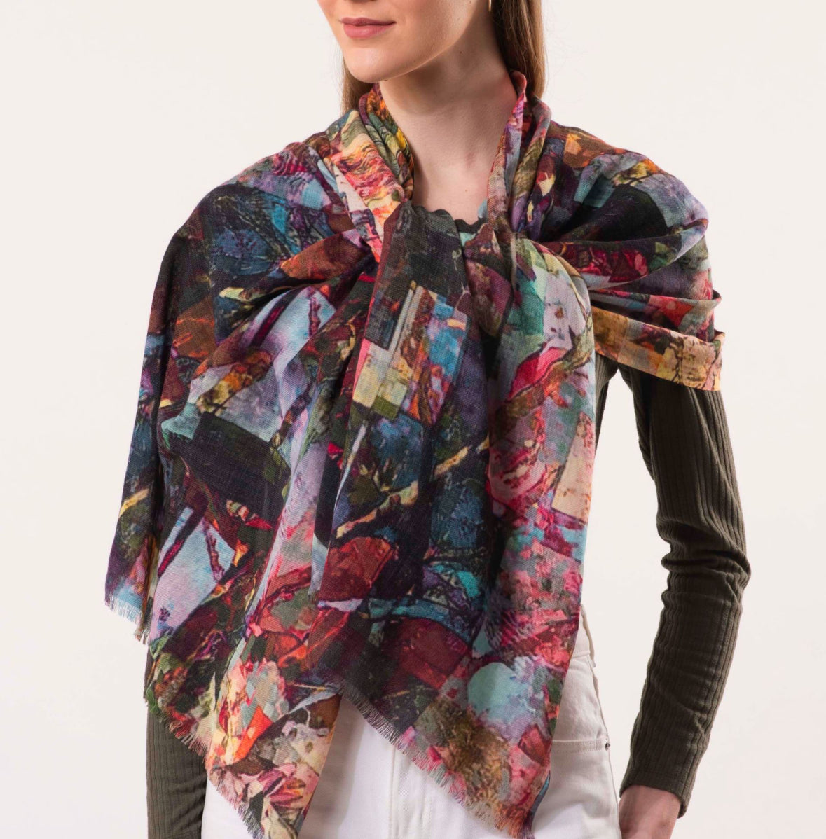 DLux Flutter Wool Scarf