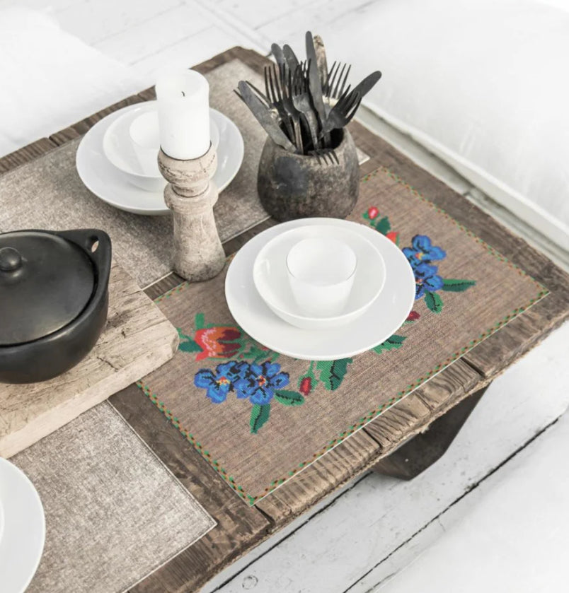 BEIJA FLOR - GOBELIN NATURAL VINYL PLACEMAT