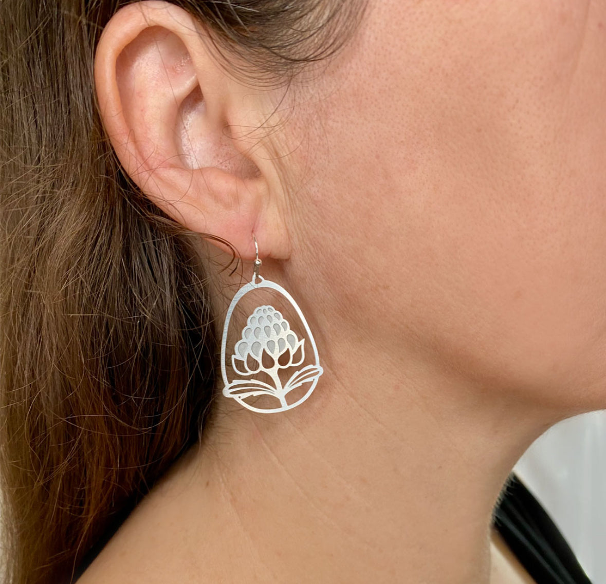 Go Do Good Earrings - Waratah