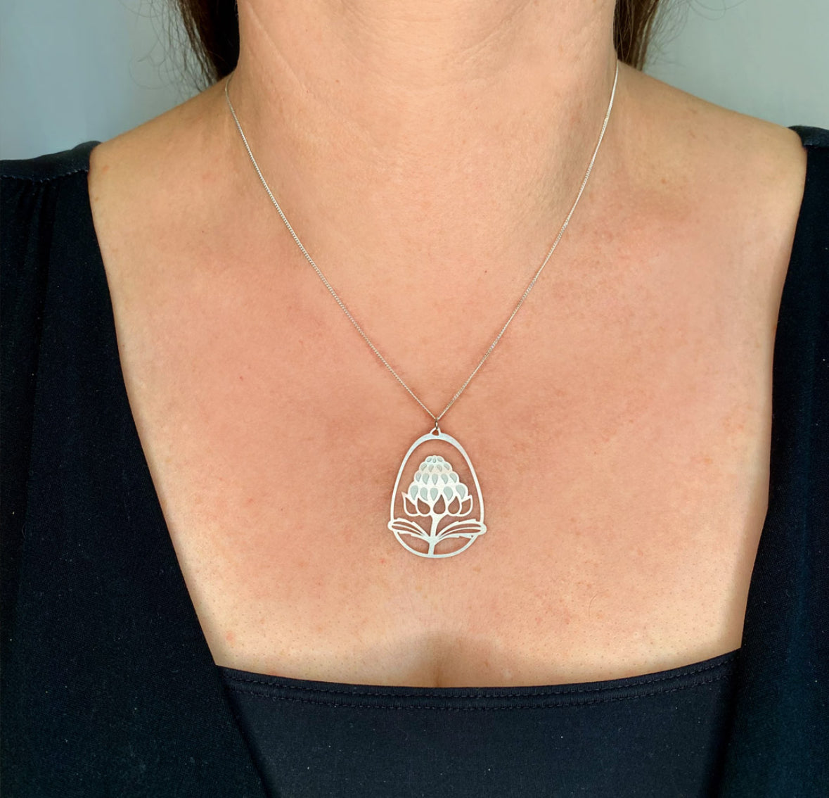 Go Do Good Necklace - Waratah