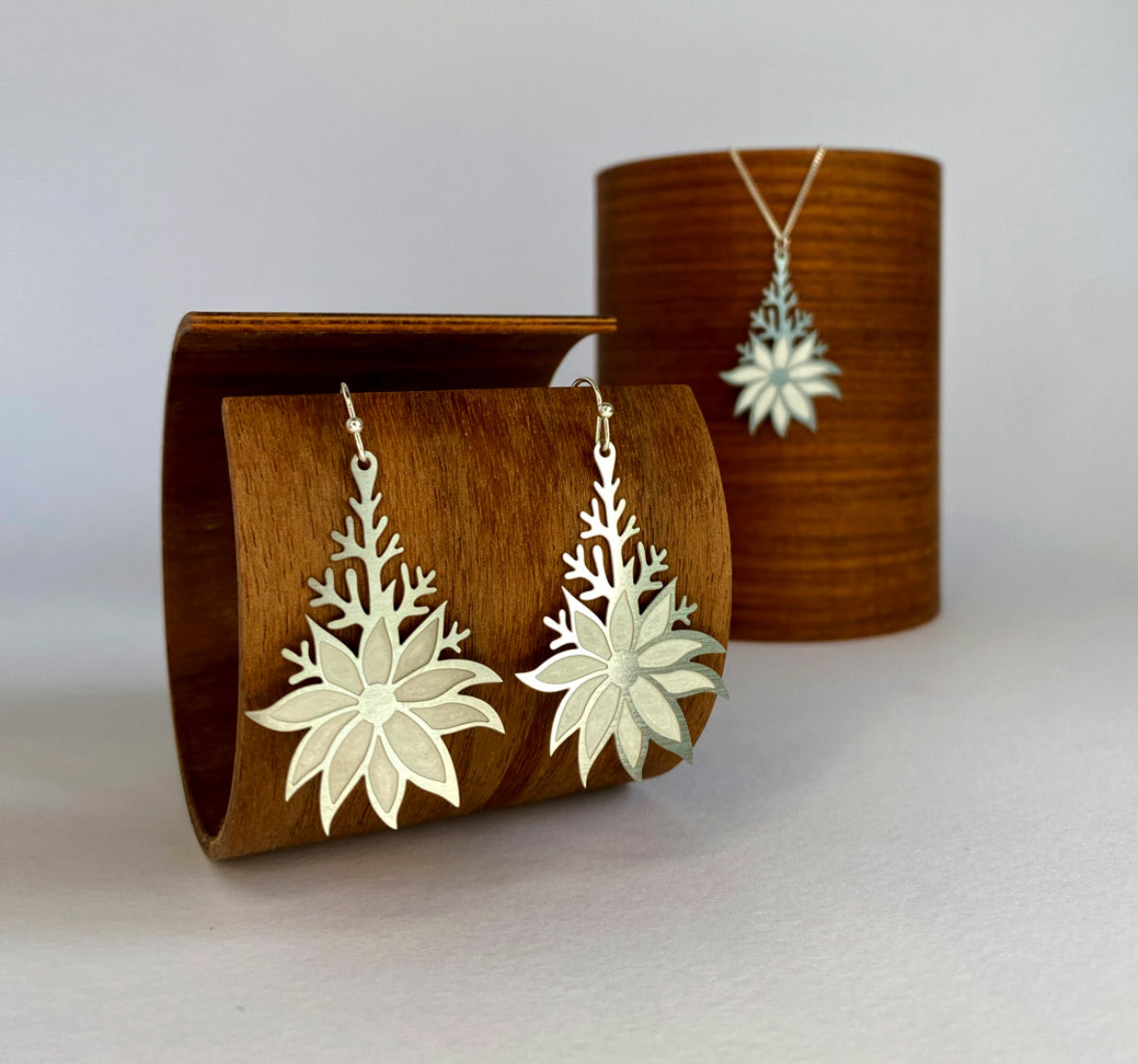 Go Do Good Earrings - Flannel Flower