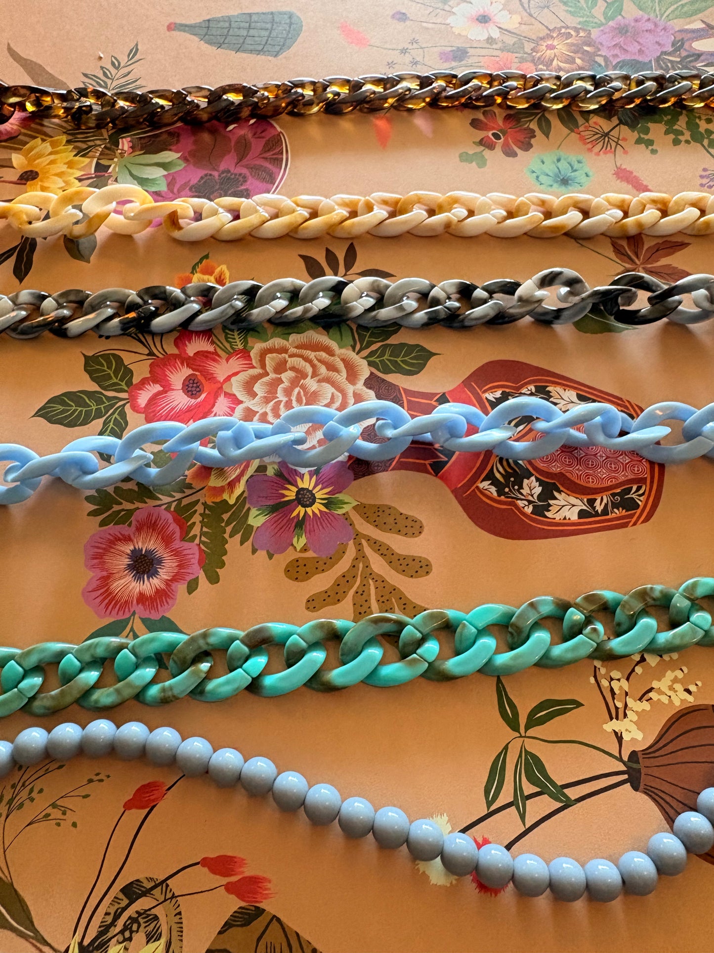 Salty Safari Sunglass Chain - Classic Tortoishell