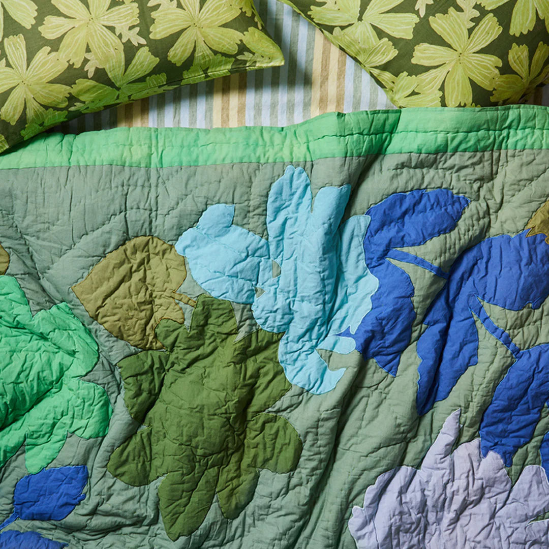 Bonnie and Neil Floral Appliqué Bedspread - Green