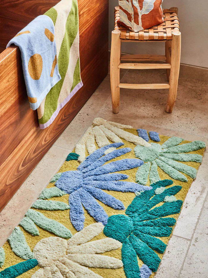Mosey Me Margarita Bath Runner