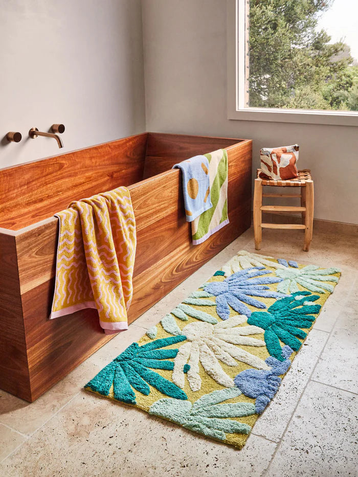 Mosey Me Margarita Bath Runner