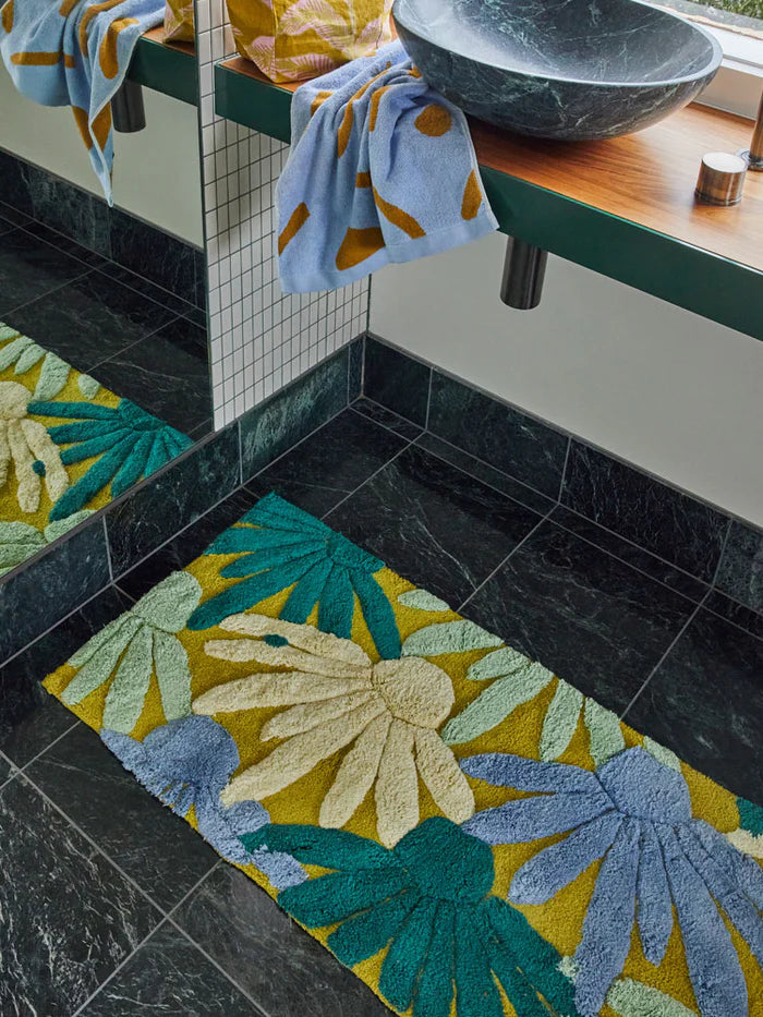 Mosey Me Margarita Bath Runner