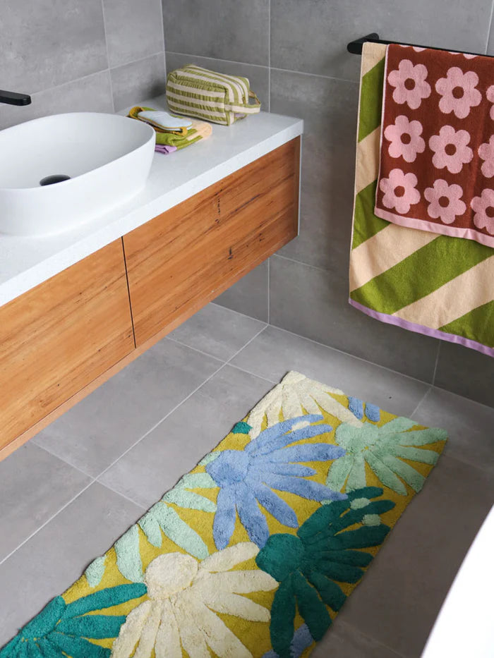 Mosey Me Margarita Bath Runner