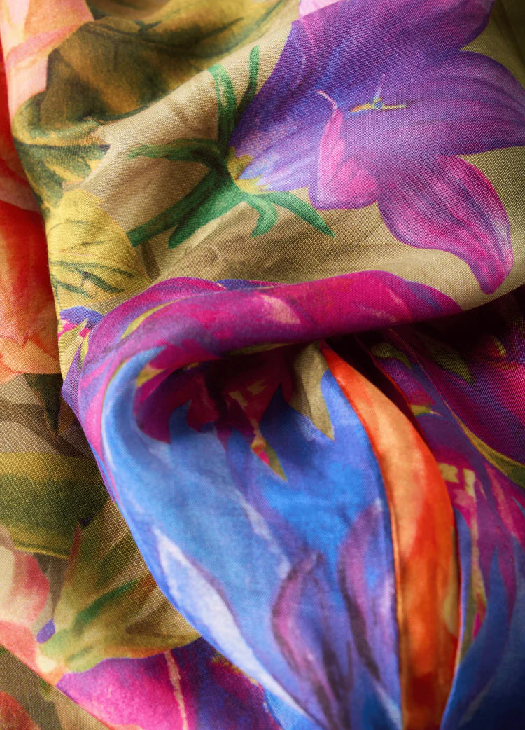 POWDER Bountiful Blooms Kimono