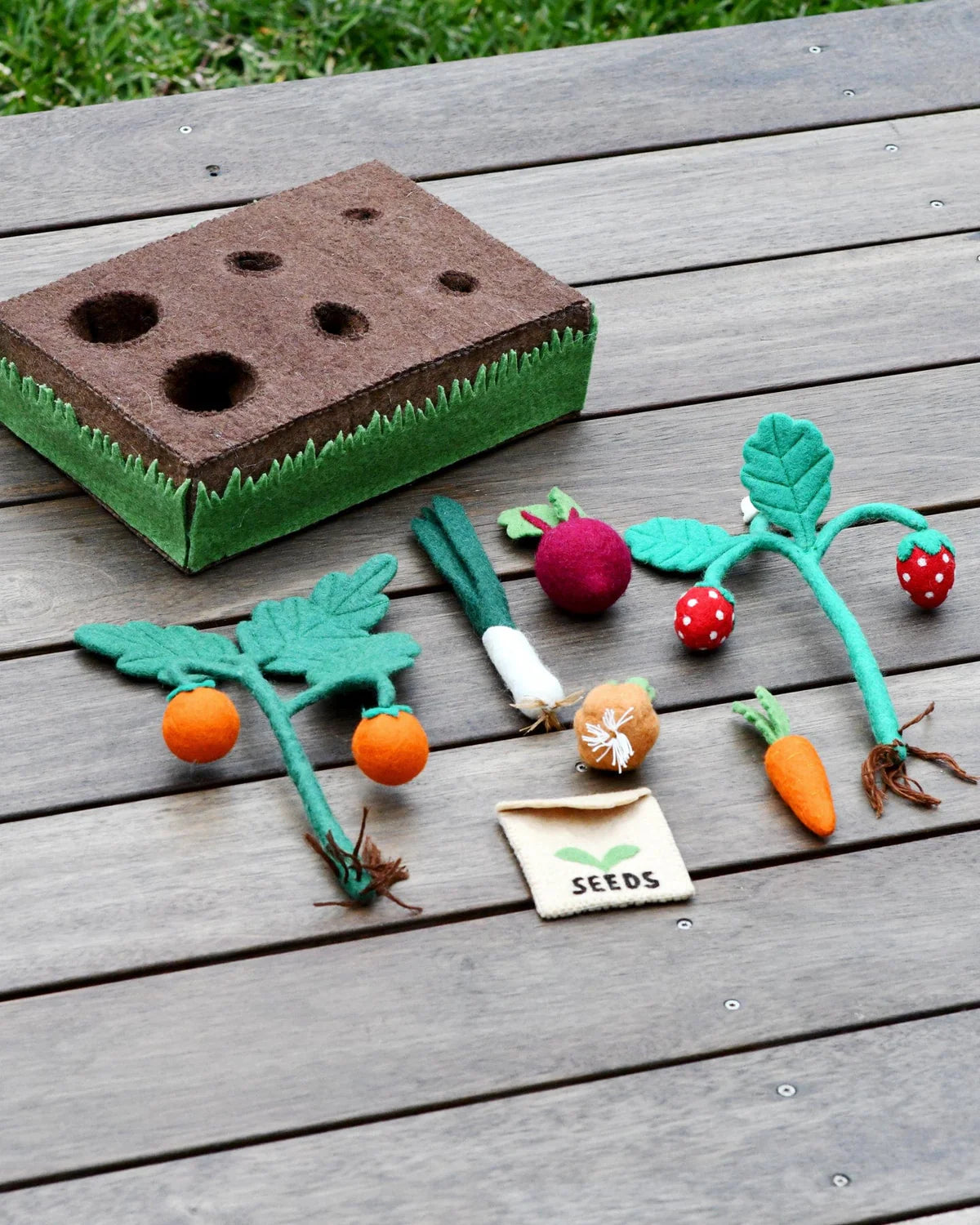 Tara Treasures Garden Planter Box