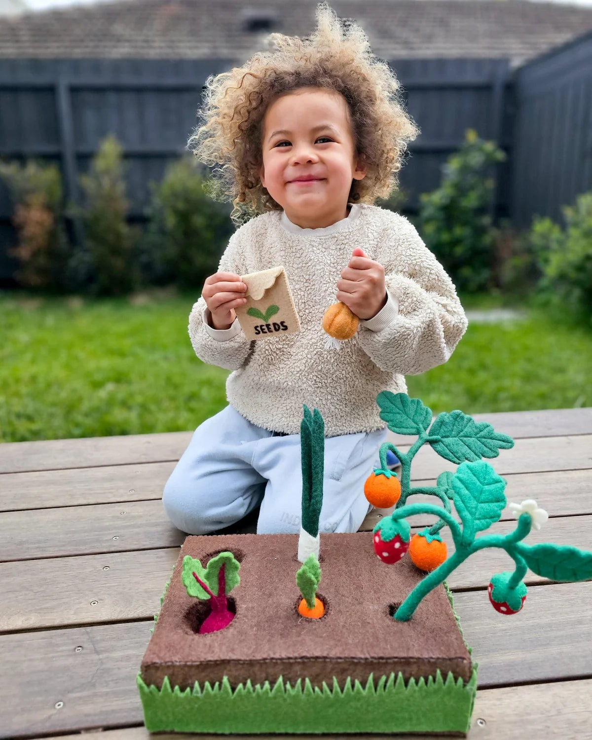 Tara Treasures Garden Planter Box