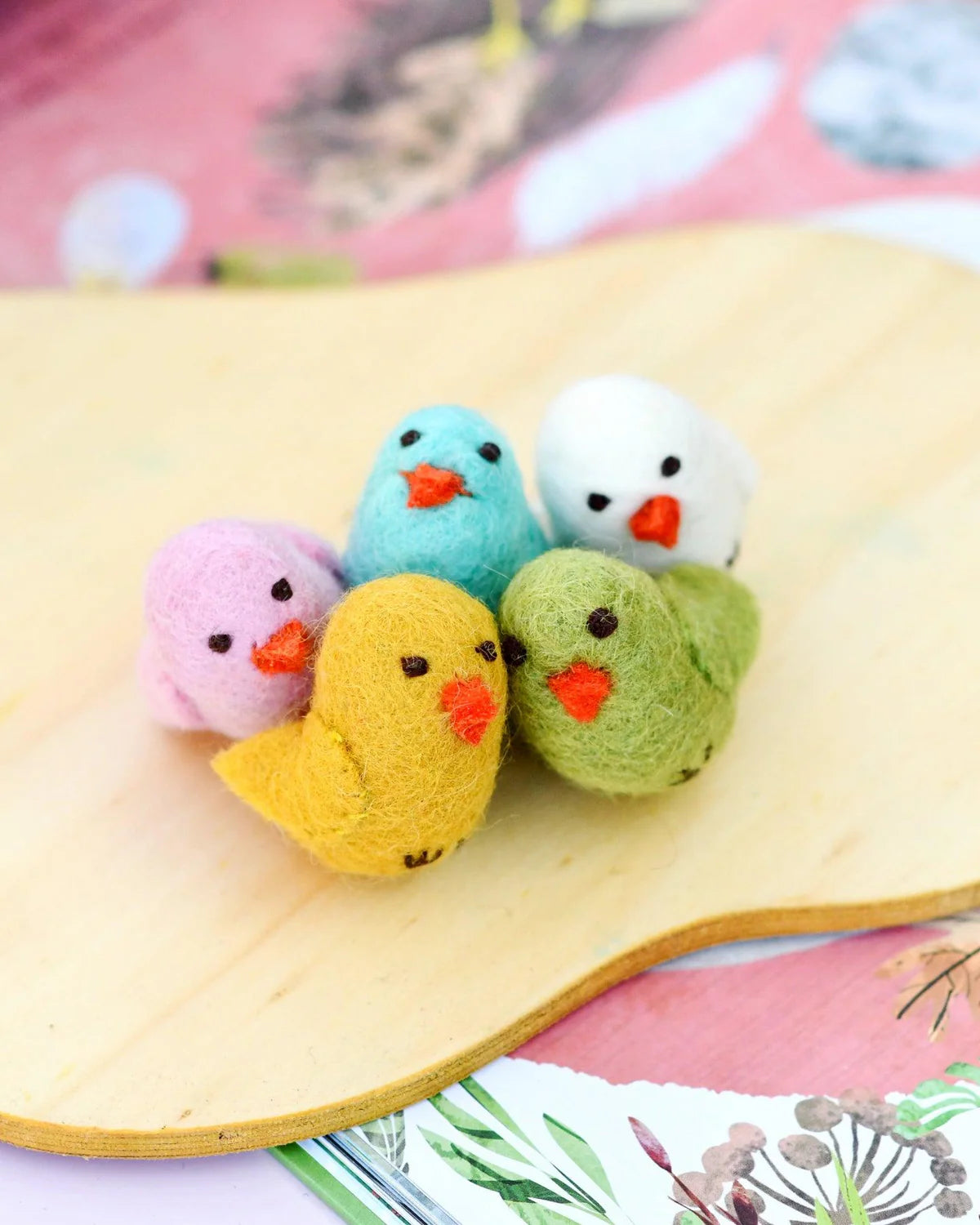Tara Treasures Mini Chicks - set of 5