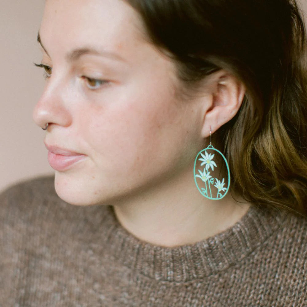 Denz Flannel Flower Midi Earrings