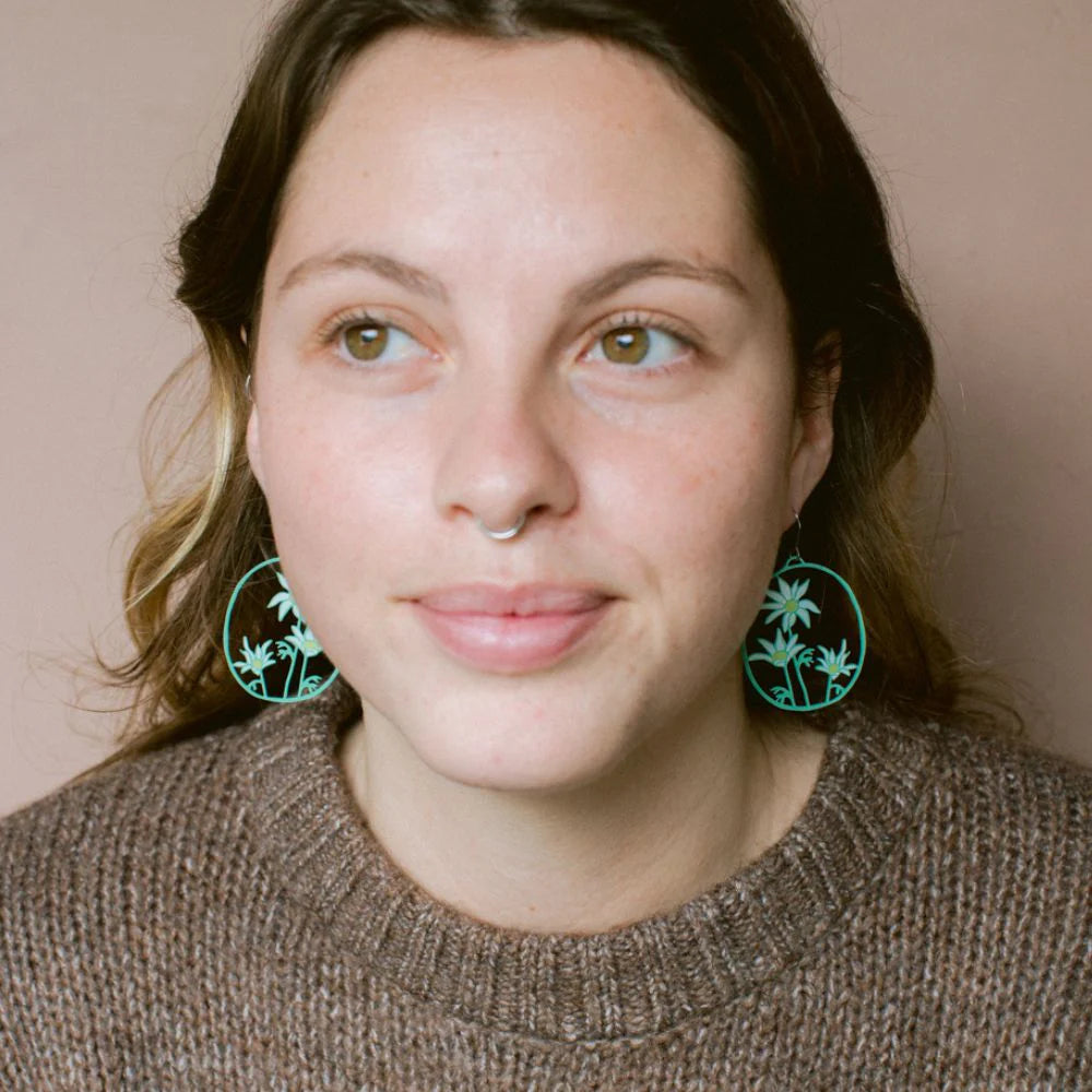 Denz Flannel Flower Midi Earrings