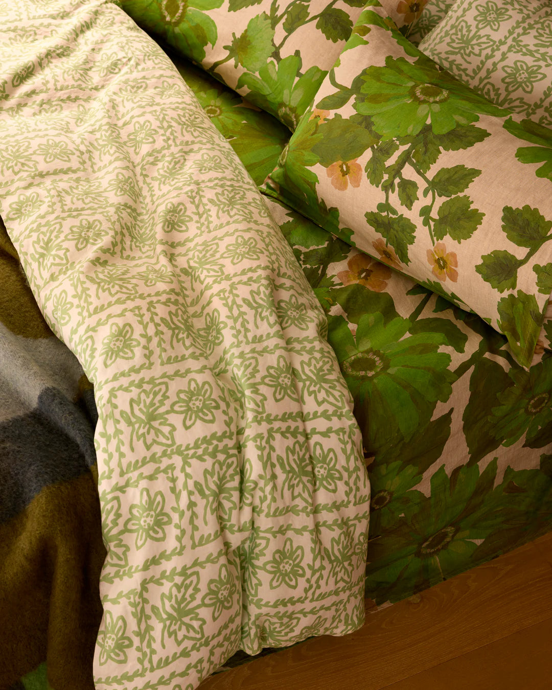 Bonnie and Neil Marigold Leaf Flat Sheet